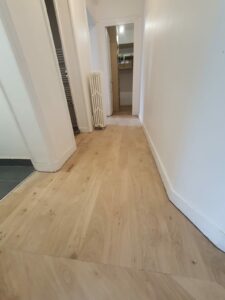 Renforcement des lambourdes + isolation et pose de parquet